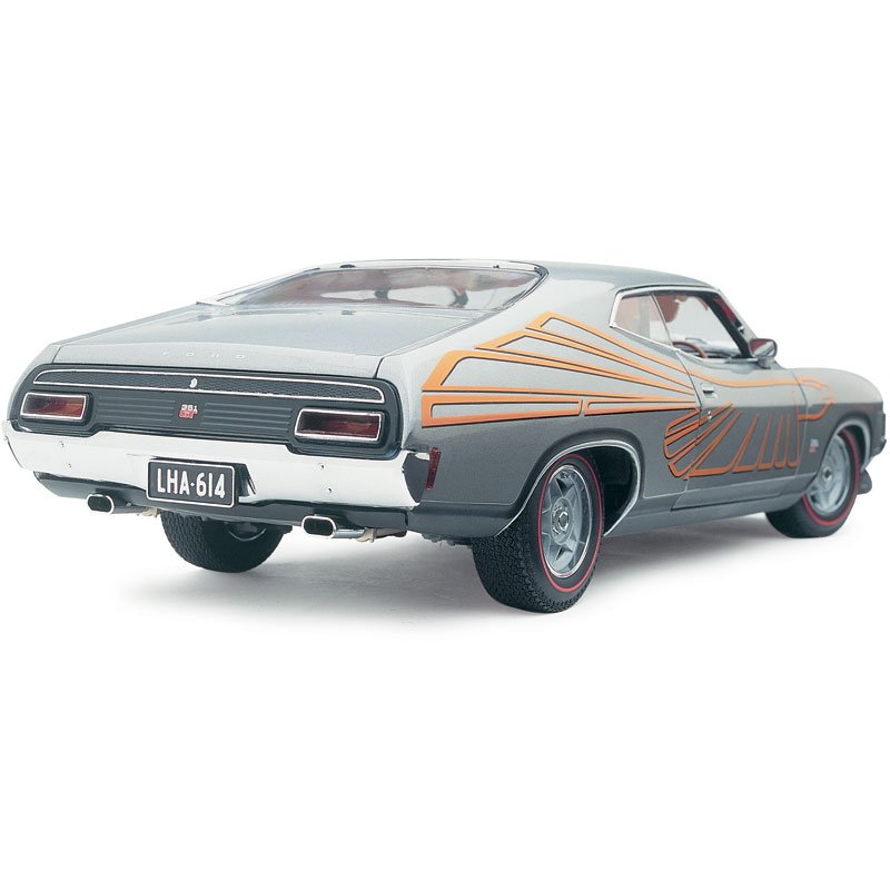 1:18 Ford XA Falcon Superbird Showcar - 1972 - Classic Carlectables - 18268