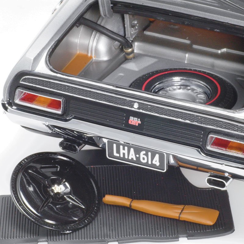 1:18 Ford XA Falcon Superbird Showcar - 1972 - Classic Carlectables - 18268