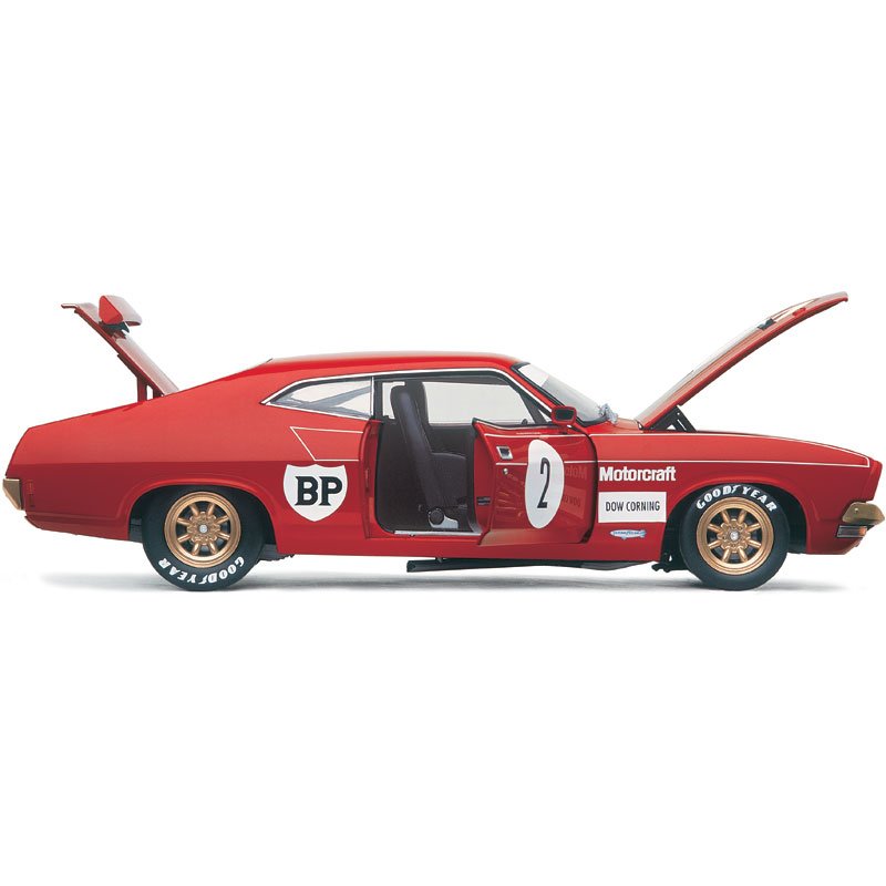 1:18 Ford XB Falcon GT #2 - 1976 - ATCC Winner - Allan Moffat Racing - Allan Moffat - Classic Carlectables - 18269