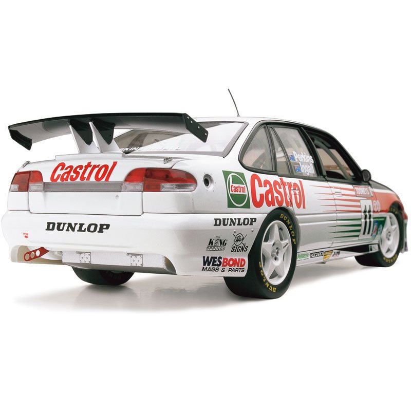 1:18 Holden VR Commodore #11 - 1995 - Bathurst Winner - Castrol Racing - Larry Perkins - Classic Carlectables - 18275