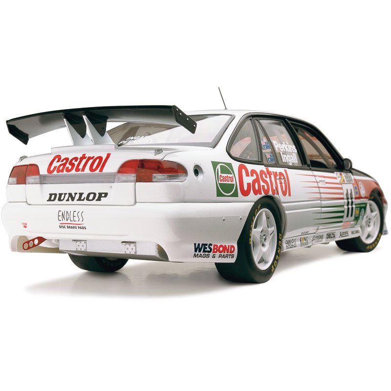 1:18 Holden VS Commodore #11 - 1997 - Bathurst Winner - Castrol Racing - Larry Perkins - Classic Carlectables - 18276