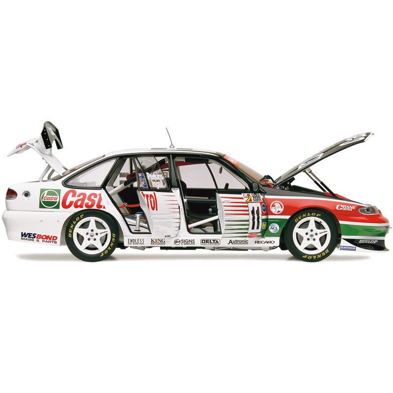 1:18 Holden VS Commodore #11 - 1997 - Bathurst Winner - Castrol Racing - Larry Perkins - Classic Carlectables - 18276