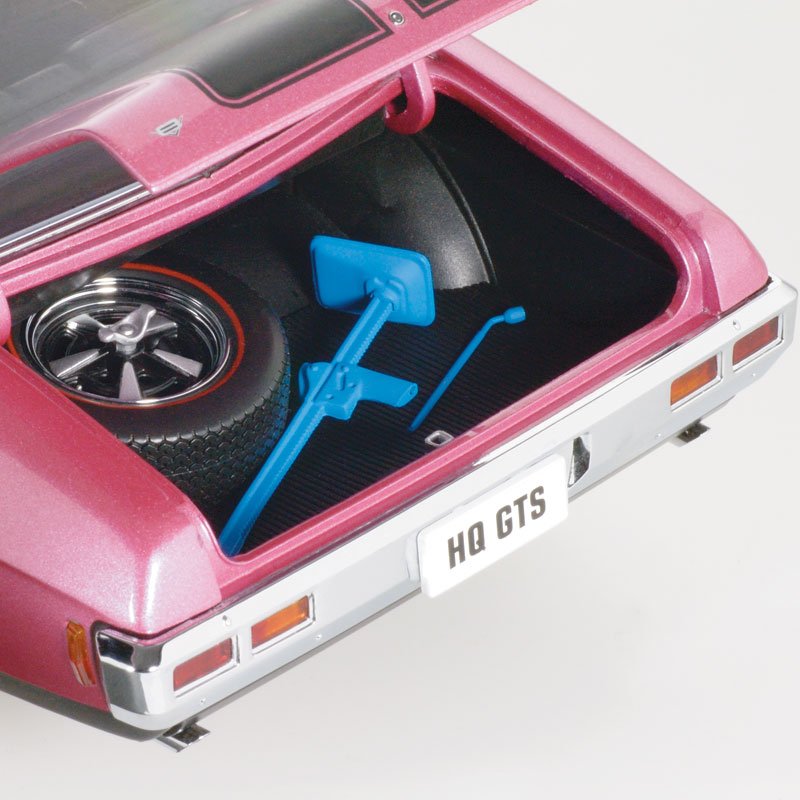 1:18 Holden HQ Monaro GTS Coupe - Orchid Metallic w/ Black Stripes - Classic Carlectables - 18278