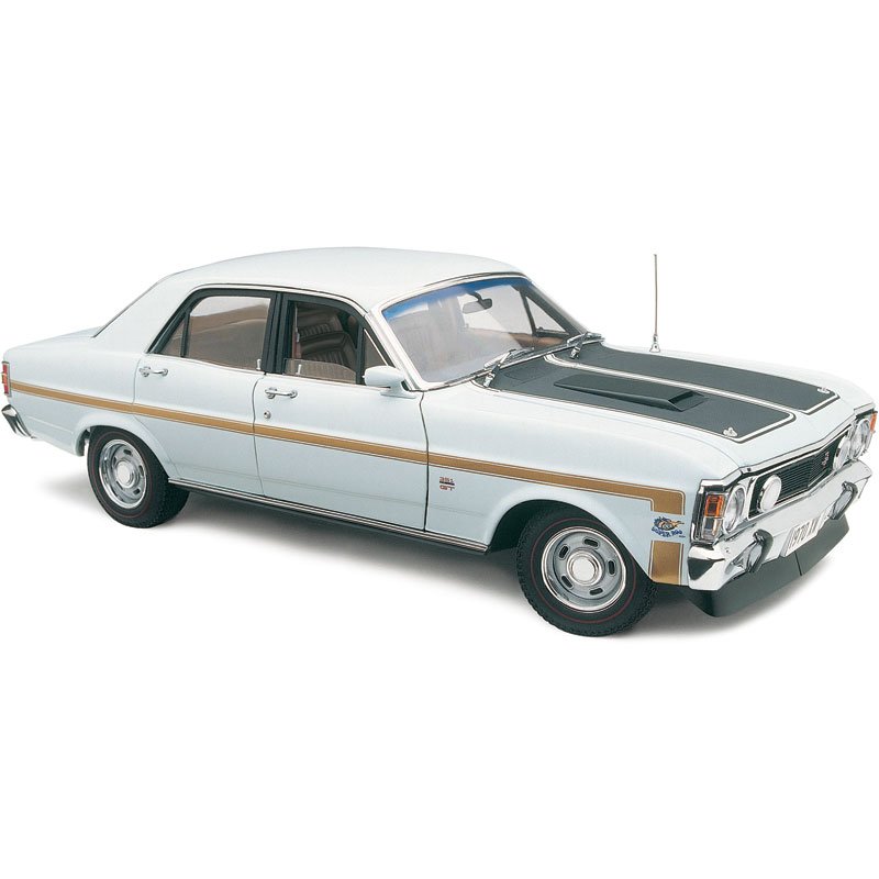 1:18 Ford XW Falcon GTHO Phase II - Diamond White - Classic Carlectables - 18303