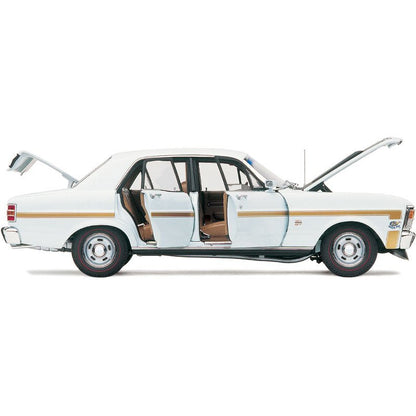 1:18 Ford XW Falcon GTHO Phase II - Diamond White - Classic Carlectables - 18303