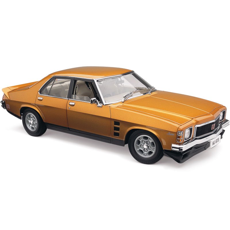 1:18 Holden HJ Monaro GTS - Contessa Gold Metallic - Classic Carlectables - 18304