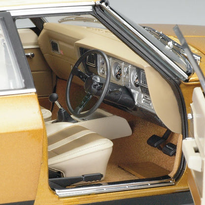 1:18 Holden HJ Monaro GTS - Contessa Gold Metallic - Classic Carlectables - 18304