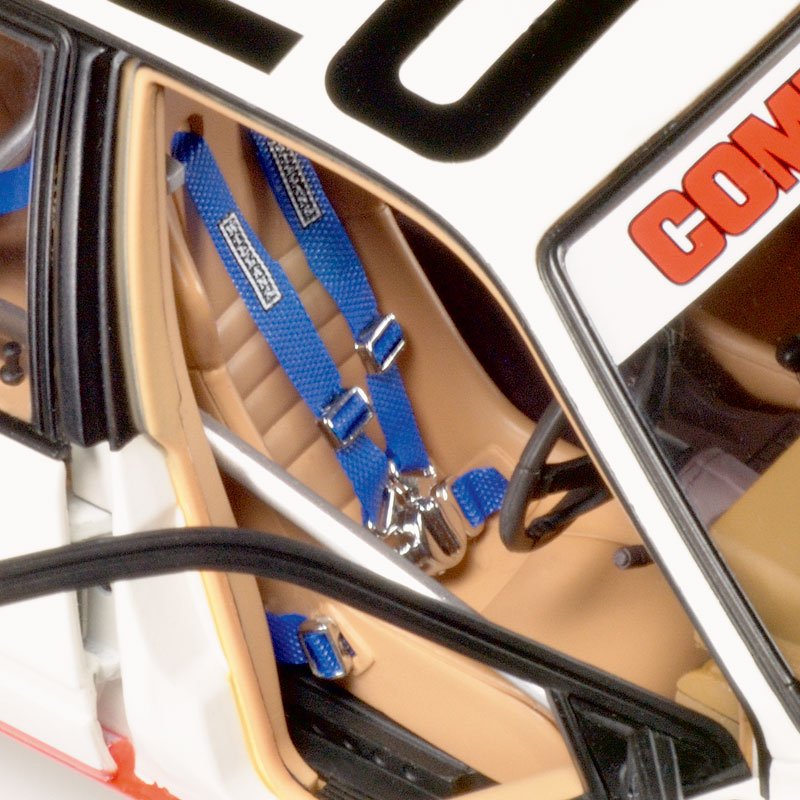 1:18 Holden VH Commodore #25 - 1983 - Bathurst Winner - Holden Dealer Team - Peter Brock - Classic Carlectables - 18305