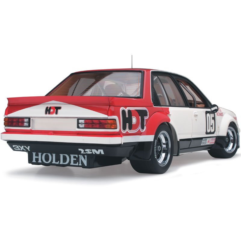 1:18 Holden VC Commodore #05 - 1980 - Bathurst Winner - Holden Dealer Team - Peter Brock - Classic Carlectables - 18306