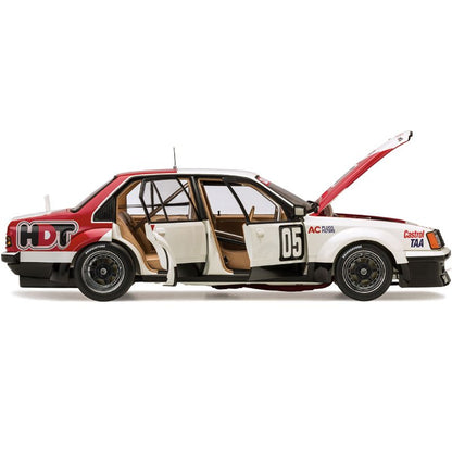 1:18 Holden VB Commodore #05 - 1980 - ATCC Winner - Holden Dealer Team - Peter Brock - Classic Carlectables - 18317