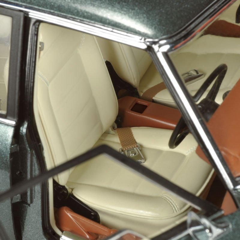 1:18 Holden HQ Monaro GTS - Gunmetal Matallic w/ Lone O'Ranger Stripes - Classic Carlectables - 18338