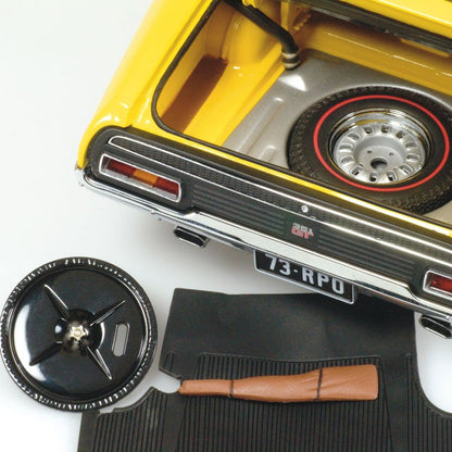 1:18 Ford XA Falcon RPO83 Coupe - 1973 - Yellow Glow - Classic Carlectables - 18343