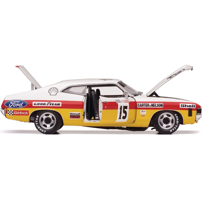 1:18 Ford XA Falcon GT Hardtop #15 - 1973 - Bathurst - Shell Racing - Murray Carter - Classic Carlectables - 18376