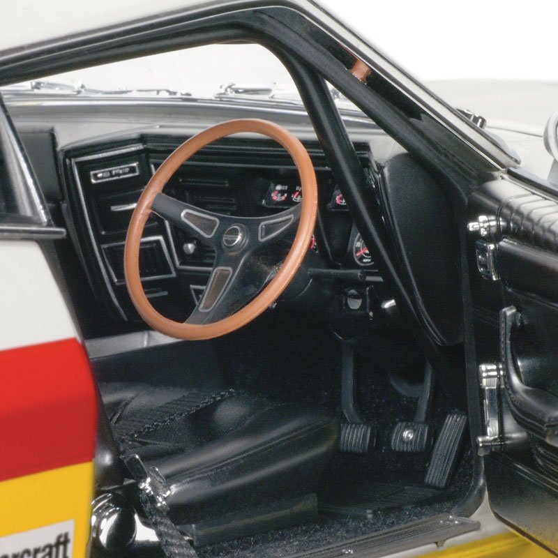 1:18 Ford XA Falcon GT Hardtop #15 - 1973 - Bathurst - Shell Racing - Murray Carter - Classic Carlectables - 18376