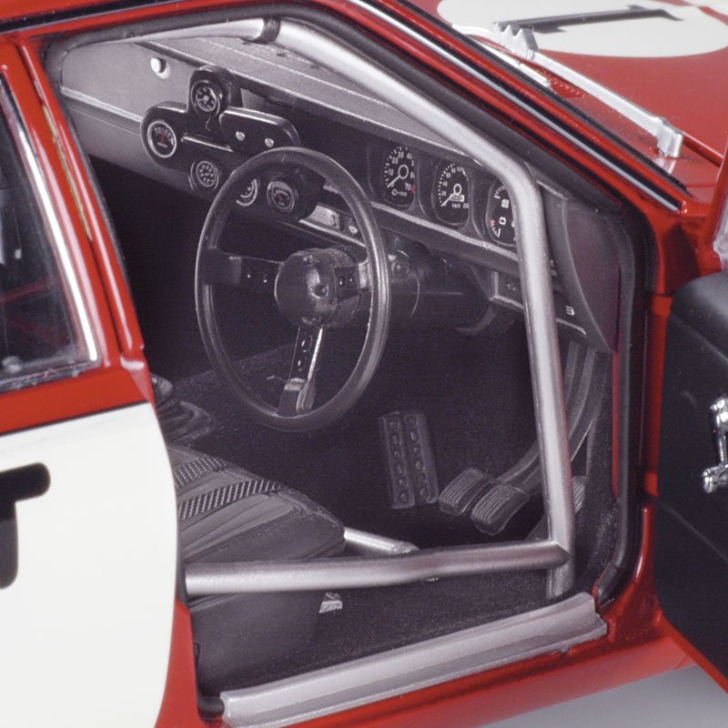 1:18 Holden LH L34 Torana #1 - 1974 - Bathurst - Holden Dealer Team - Peter Brock - Classic Carlectables - 18406