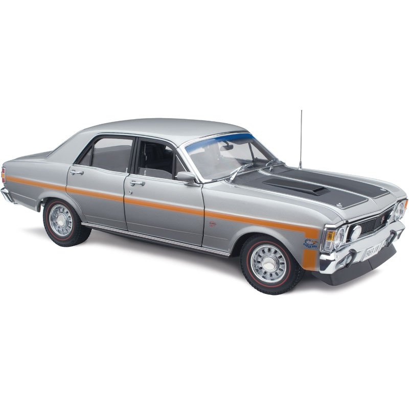 1:18 Ford XW Falcon GTHO Phase I - Silver Fox - Classic Carlectables - 18408