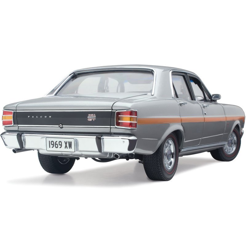 1:18 Ford XW Falcon GTHO Phase I - Silver Fox - Classic Carlectables - 18408