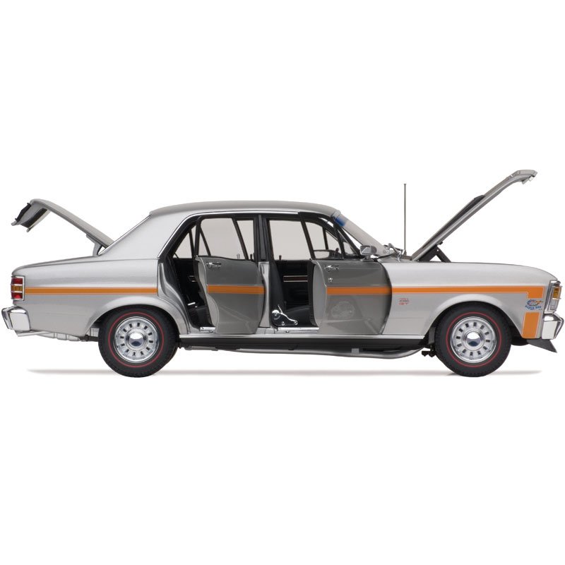 1:18 Ford XW Falcon GTHO Phase I - Silver Fox - Classic Carlectables - 18408