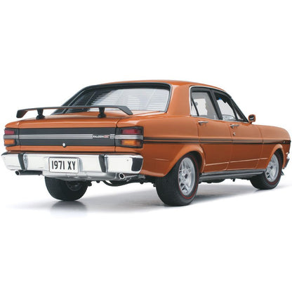 1:18 Ford XY Falcon GTHO Phase III - Nugget Gold - Classic Carlectables - 18439
