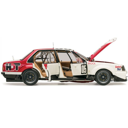 1:18 Holden VC Commodore #05 - Sandown 400 Winner - 1980 - ATCC - Holden Dealer Team - Peter Brock - Classic Carlectables - 18444