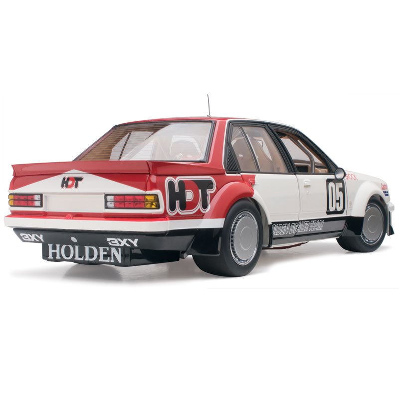 1:18 Holden VC Commodore #05 - Runner Up - 1981 - ATCC - Holden Dealer Team - Peter Brock - Classic Carlectables - 18480