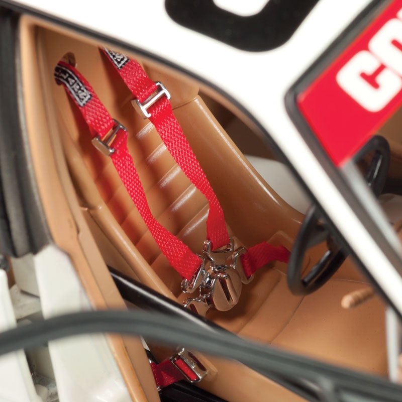 1:18 Holden VC Commodore #05 - Runner Up - 1981 - ATCC - Holden Dealer Team - Peter Brock - Classic Carlectables - 18480