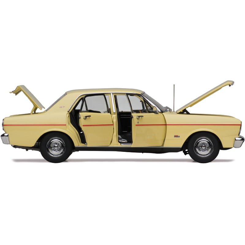 1:18 Ford XT Falcon GT - 1968 - Springtime Yellow - Classic Carlectables - 18482