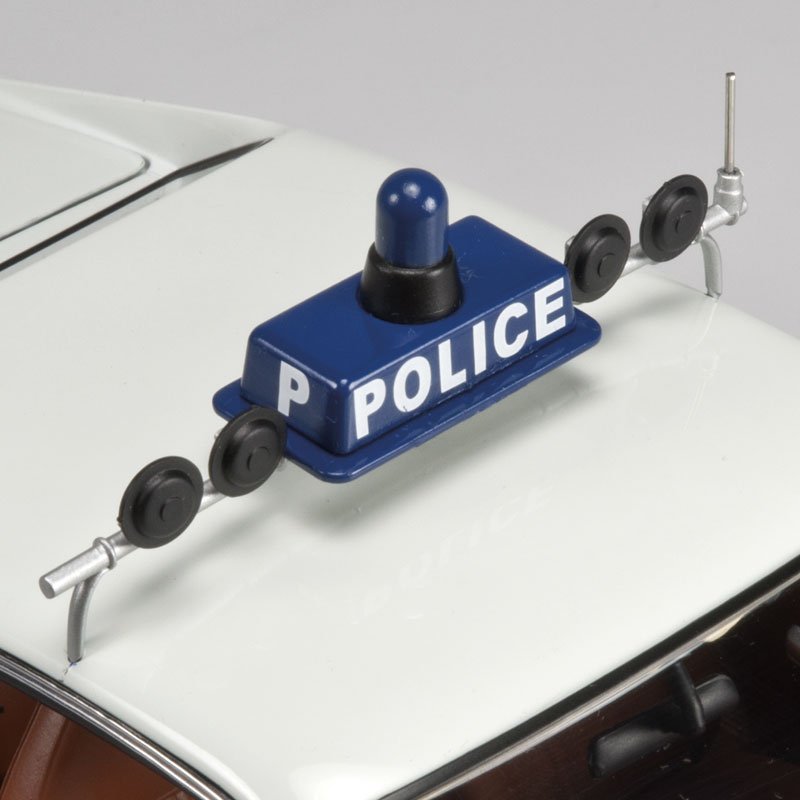 1:18 Chrysler VJ Charger - Highway Patrol Car - White - Classic Carlectables - 18538