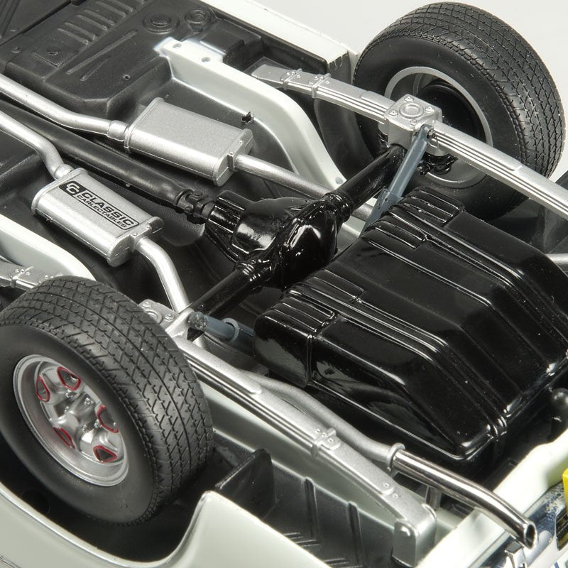 1:18 Chrysler VJ Charger - Highway Patrol Car - White - Classic Carlectables - 18538