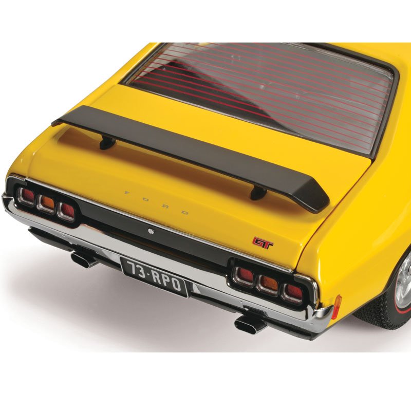 1:18 Ford XA Falcon RPO83 Sedan - 1973 - Yellow Glow - Classic Carlectables - 18539