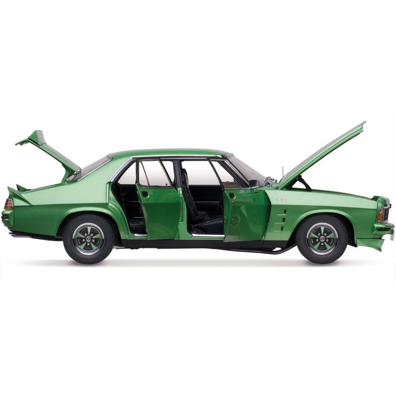 1:18 Holden HZ GTS Sedan - Super Mint Metallic - Classic Carlectables - 18543