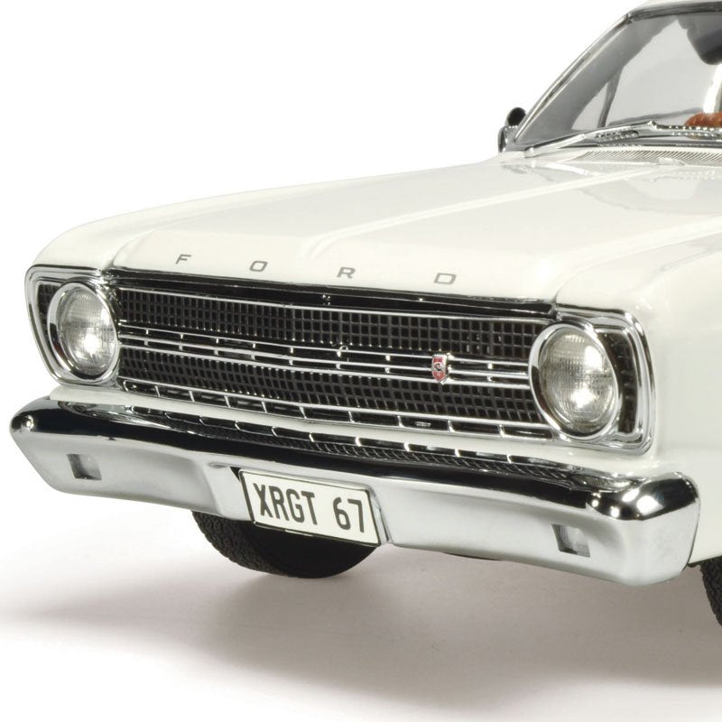 1:18 Ford XR Falcon GT - Avis White - Classic Carlectables - 18551