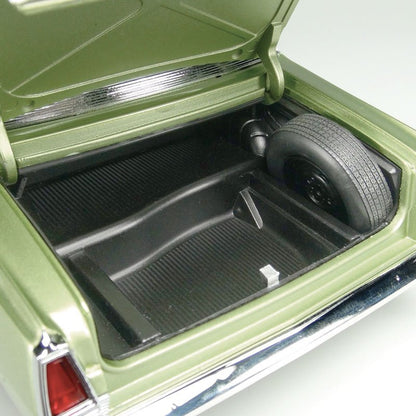 1:18 Holden HR Premier - Sea Mist Jade - Classic Carlectables - 18571