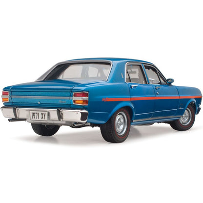 1:18 Ford XY Fairmont GS - Electric Blue - Classic Carlectables - 18572