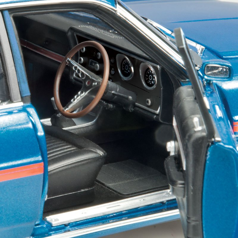 1:18 Ford XY Fairmont GS - Electric Blue - Classic Carlectables - 18572