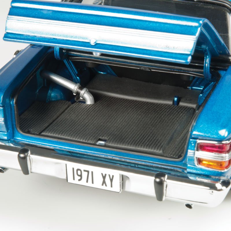 1:18 Ford XY Fairmont GS - Electric Blue - Classic Carlectables - 18572
