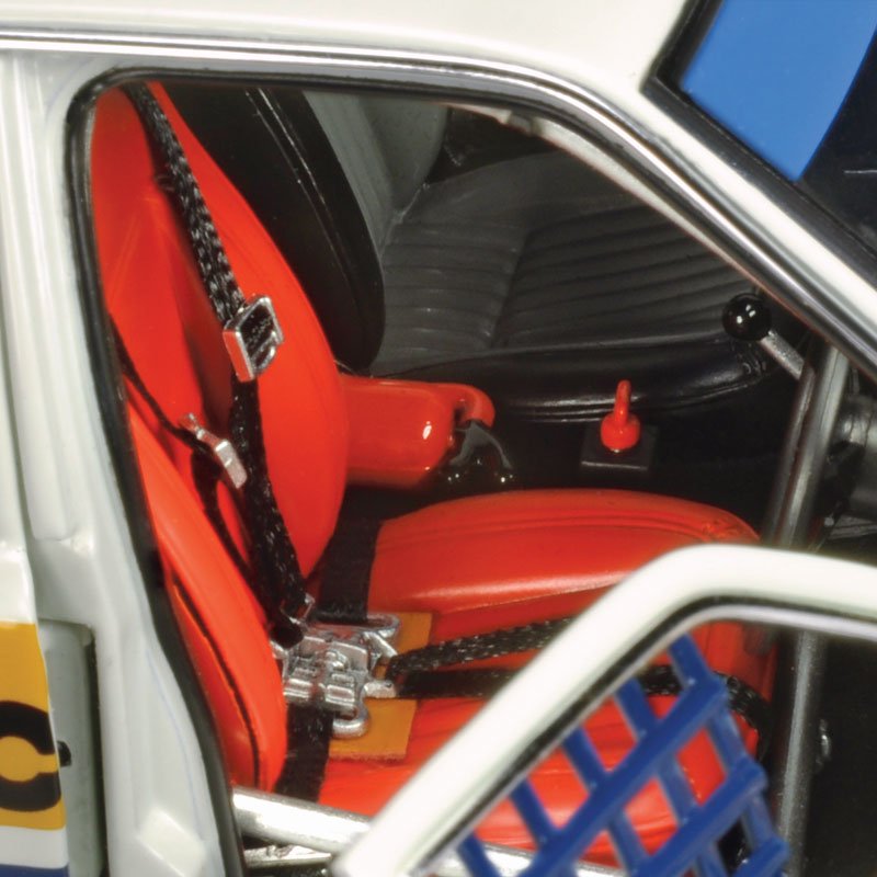 1:18 Holden LX L34 Torana #05 - 1977 - ATCC - Bill Patterson Racing - Peter Brock - Classic Carlectables - 18580