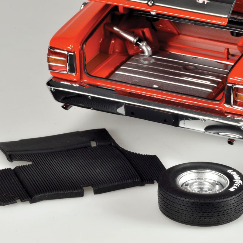 1:18 Ford XW Falcon GTHO Phase II #62E - 1970 - Bathurst - Ford Motor Company of Australia - Fred Gibson - Classic Carlectables - 18591