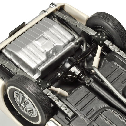 1:18 Ford Pony Mustang - 1966 - Wimbledon White - Classic Carlectables - 18644