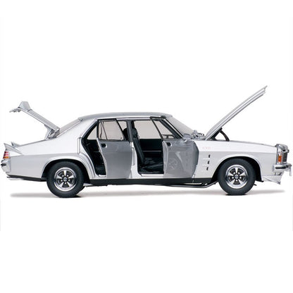 1:18 Holden HZ GTS Sedan - Aztec Silver Metallic - Classic Carlectables - 18645