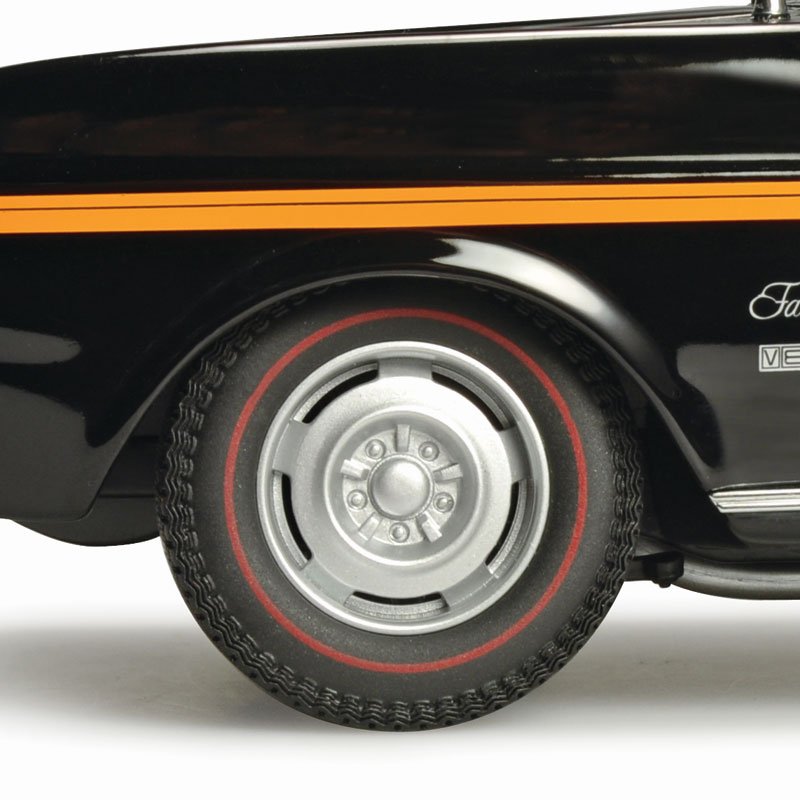1:18 Ford XY Fairmont GS - Onyx Black - Classic Carlectables - 18655