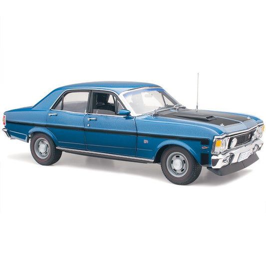 1:18 Ford XW Falcon GTHO Phase II - Starlight Blue - Classic Carlectables - 18657