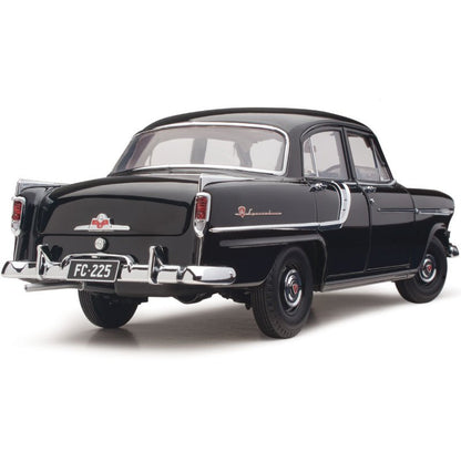 1:18 Holden FC Special - Black - Classic Carlectables - 18672