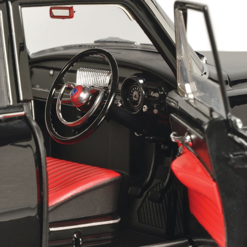 1:18 Holden FC Special - Black - Classic Carlectables - 18672