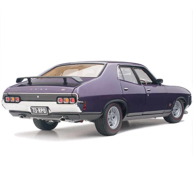 1:18 Ford XA Falcon RPO83 Sedan - 1973 - Wild Violet - Classic Carlectables - 18678