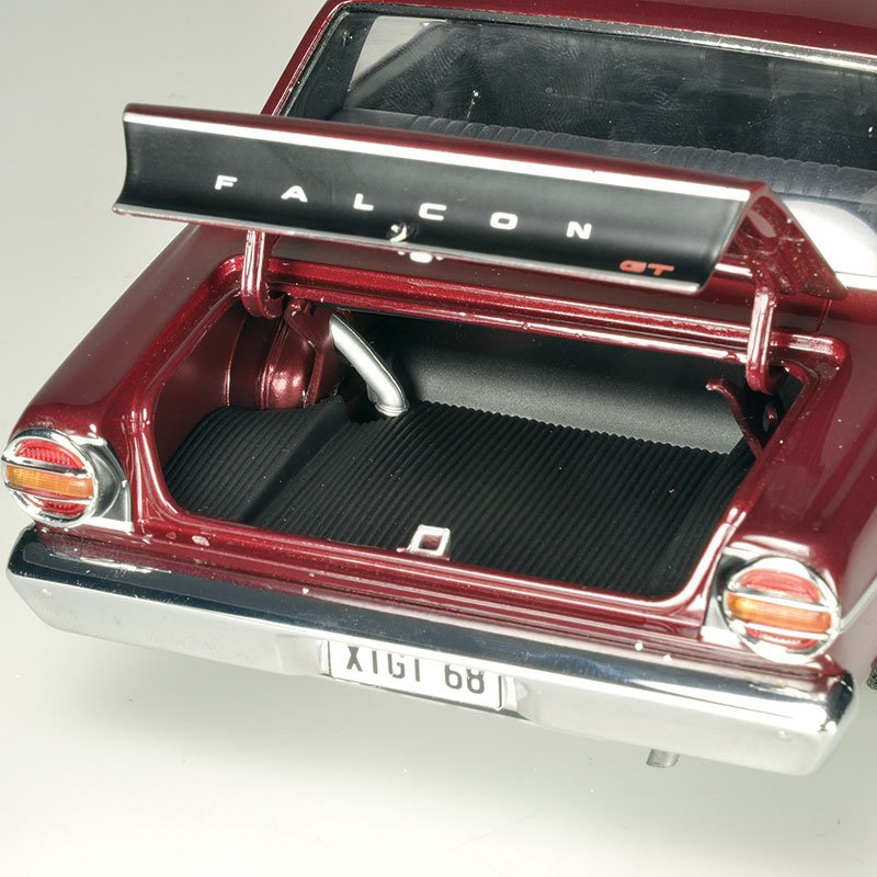 1:18 Ford XT Falcon GT - Vintage Burgundy - Classic Carlectables - 18679