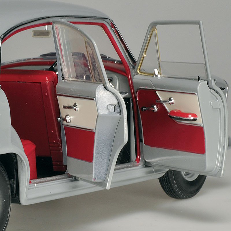 1:18 Holden FE Special - Ascot Grey - Classic Carlectables - 18691