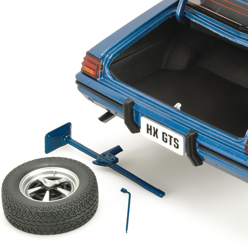 1:18 Holden HX Monaro GTS - Deauville Blue Metallic - Classic Carlectables - 18704