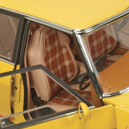 1:18 Holden HZ GTS Sedan - Jasmine Yellow - Classic Carlectables - 18714