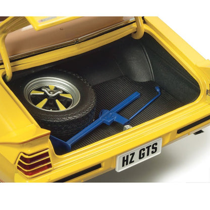 1:18 Holden HZ GTS Sedan - Jasmine Yellow - Classic Carlectables - 18714